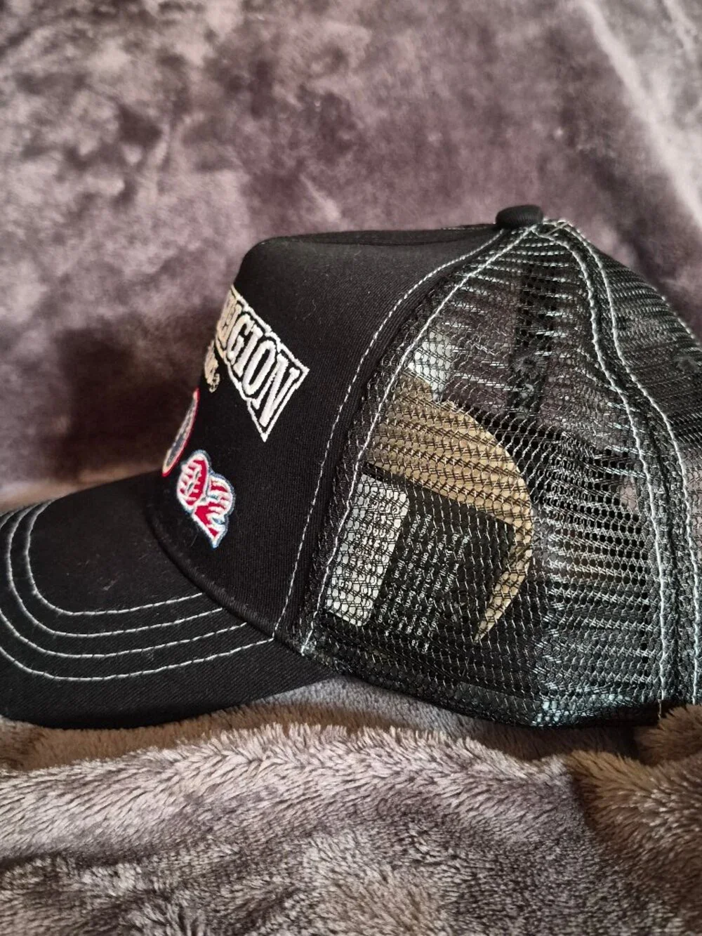 Trucker Cap True Religion World Tour 02 Stitched Trucker Cap Jet Black